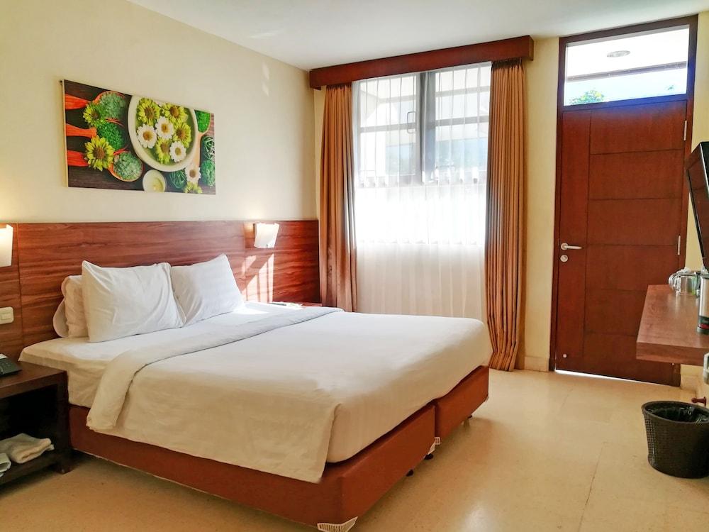 The Batu Hotel & Villas Exterior photo